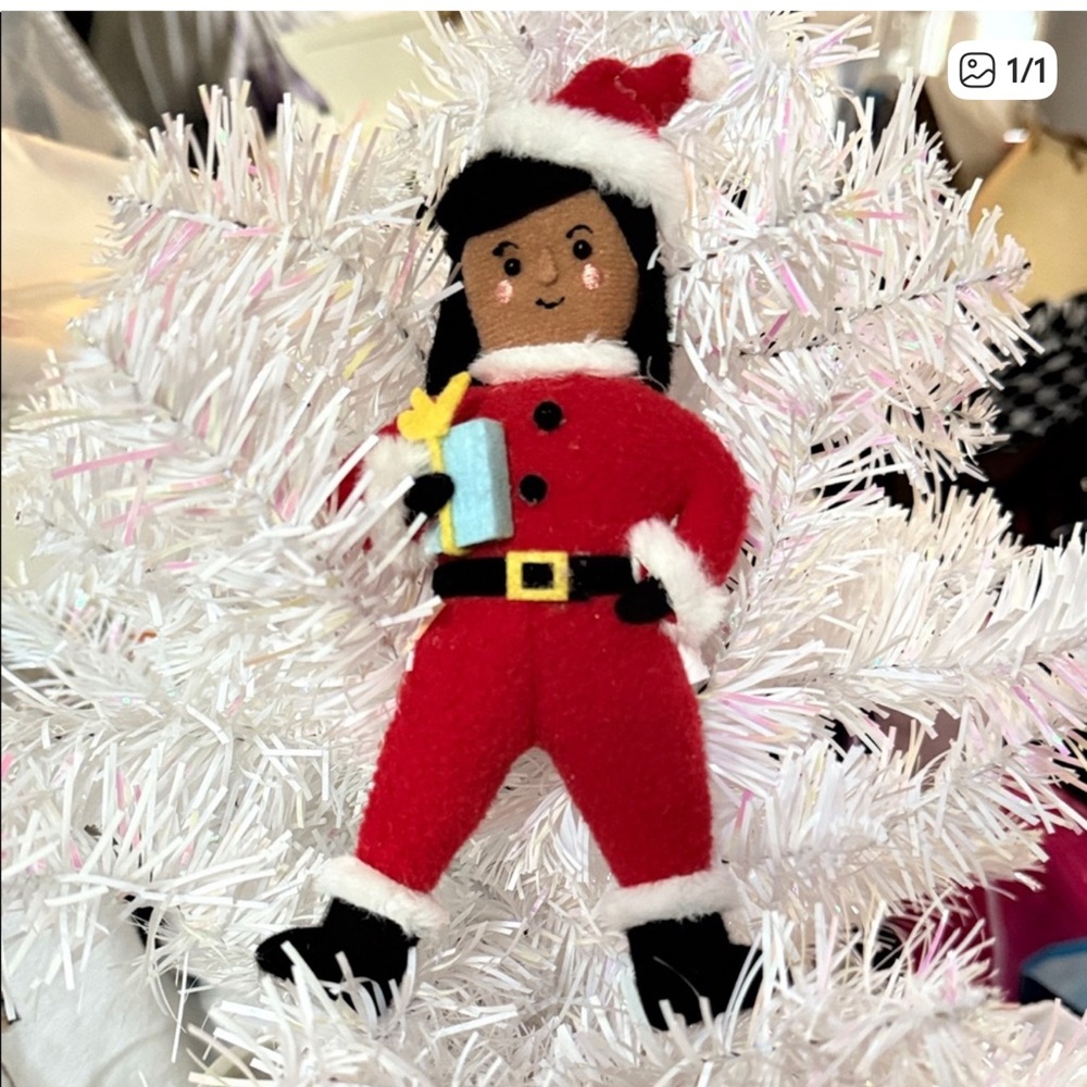 NWT set of 3 Girl w/ present dressed as Santa Felt Ornament